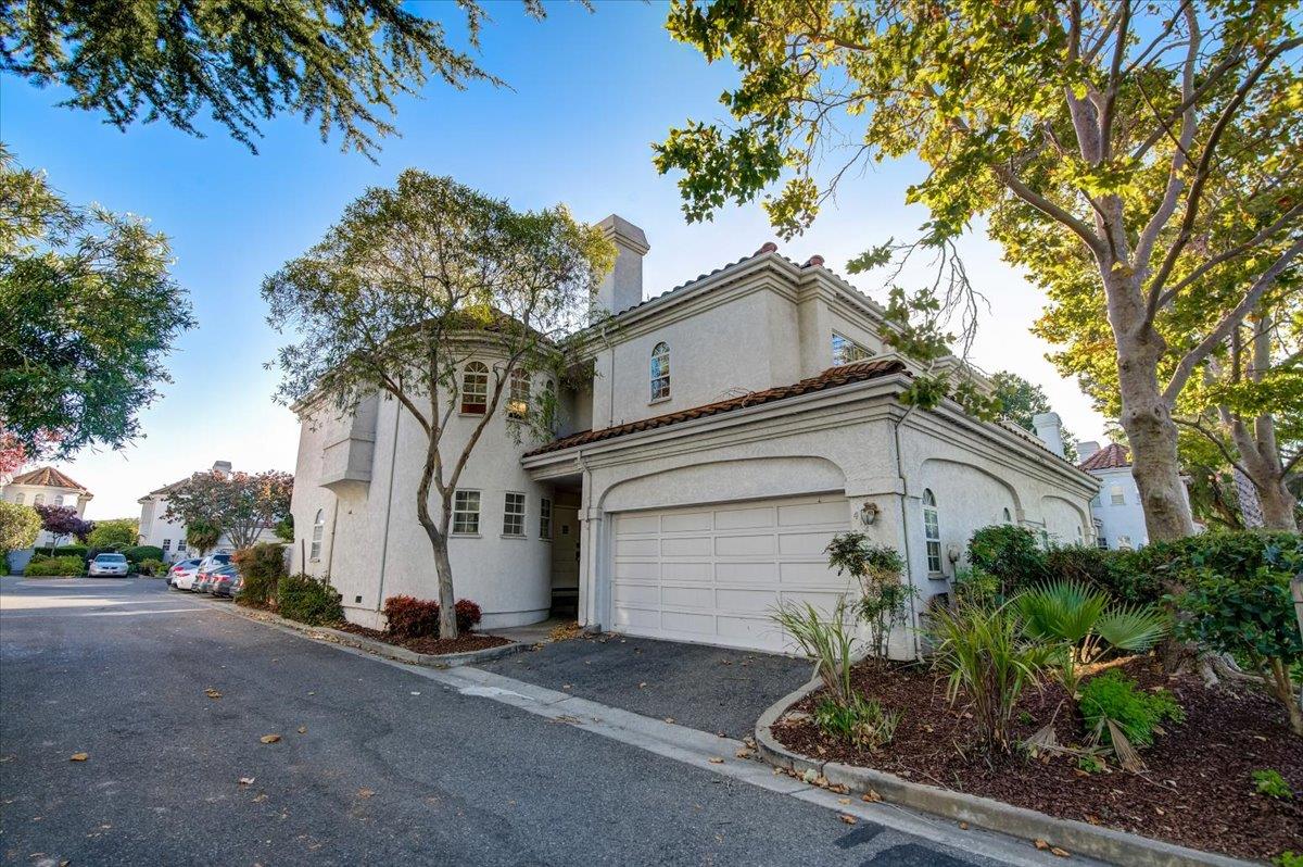 Neighborhood Neighborhood-43