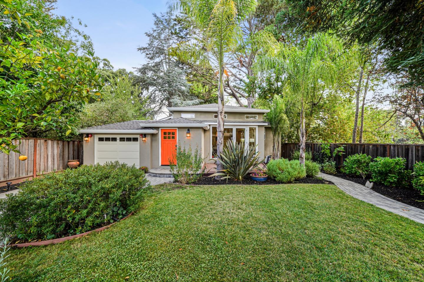 Neighborhood Neighborhood-86