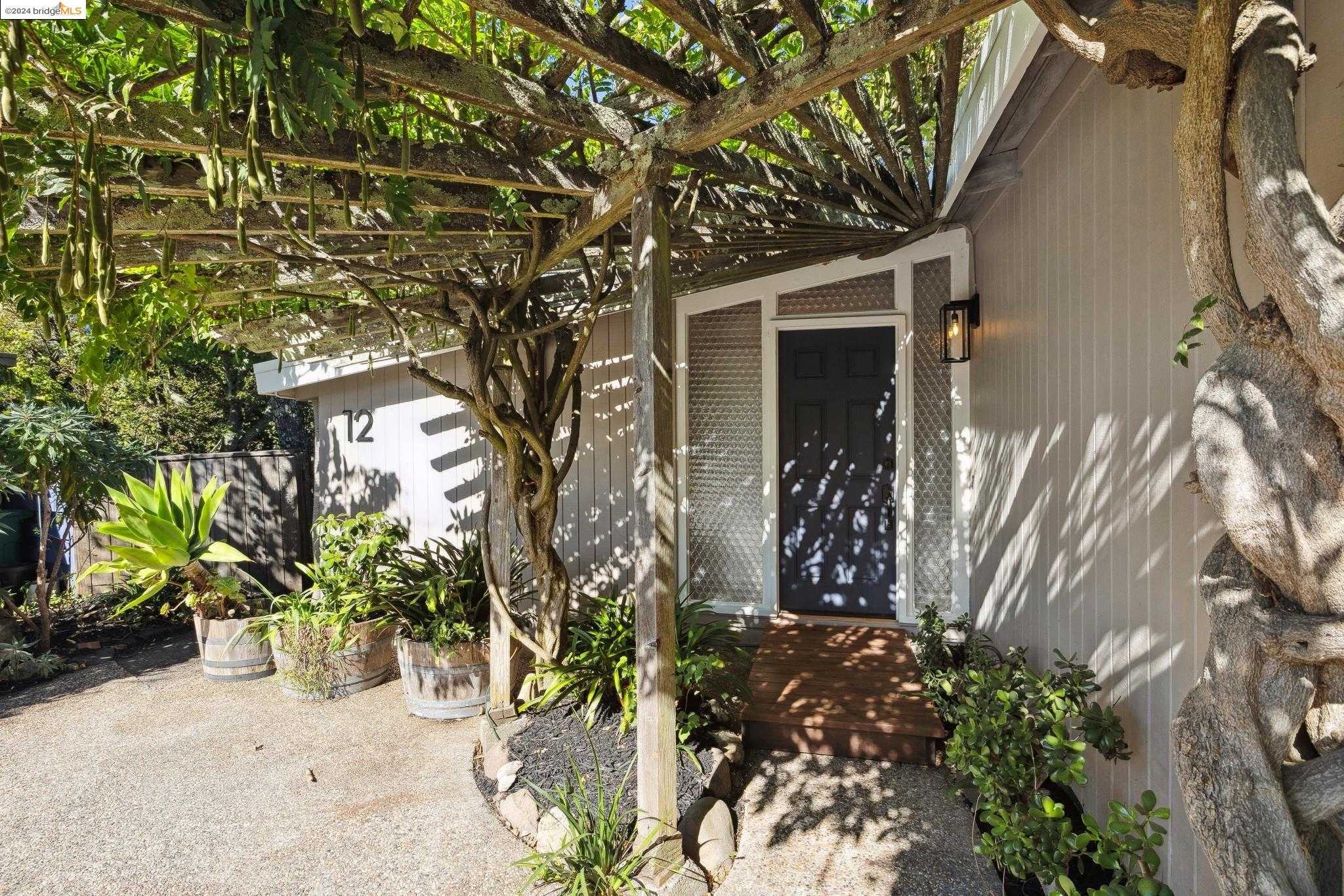 Neighborhood Neighborhood-7