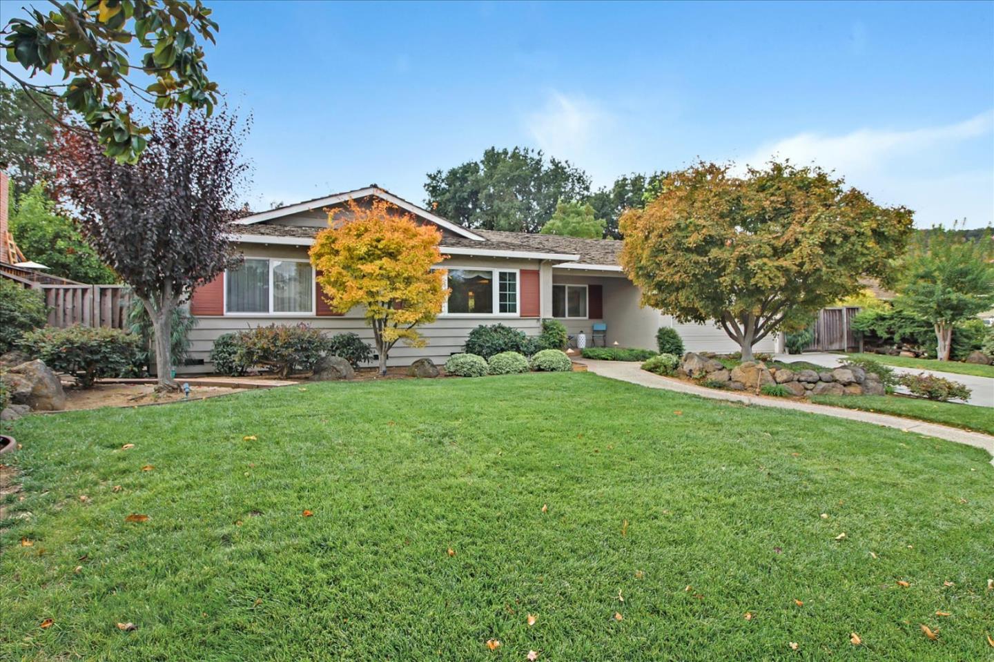 Neighborhood Neighborhood-170