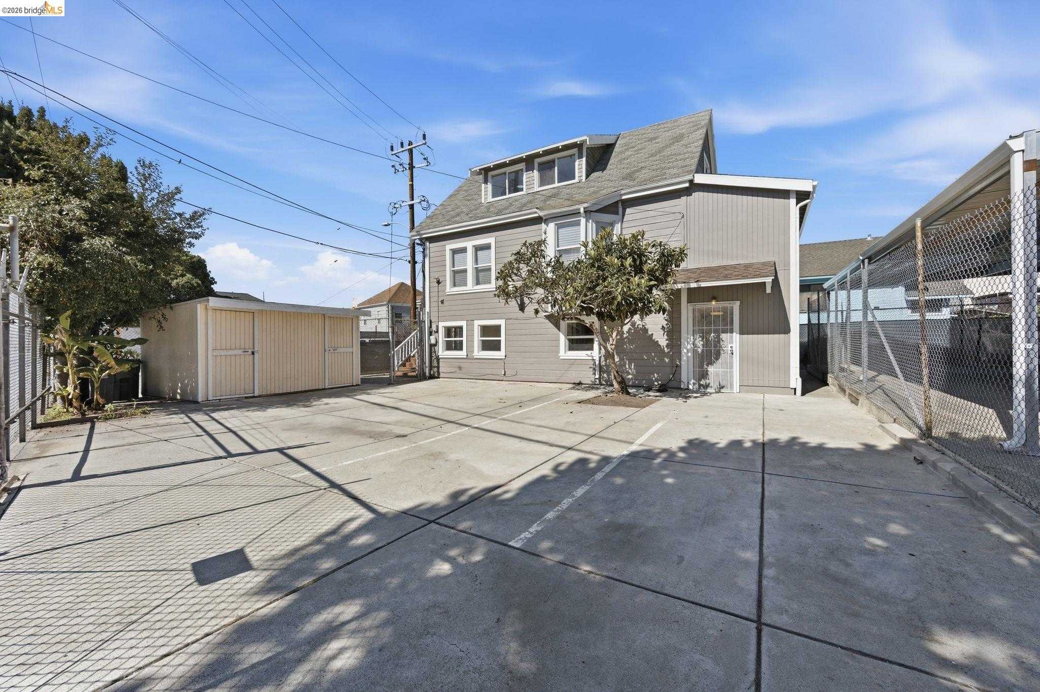 Neighborhood-4