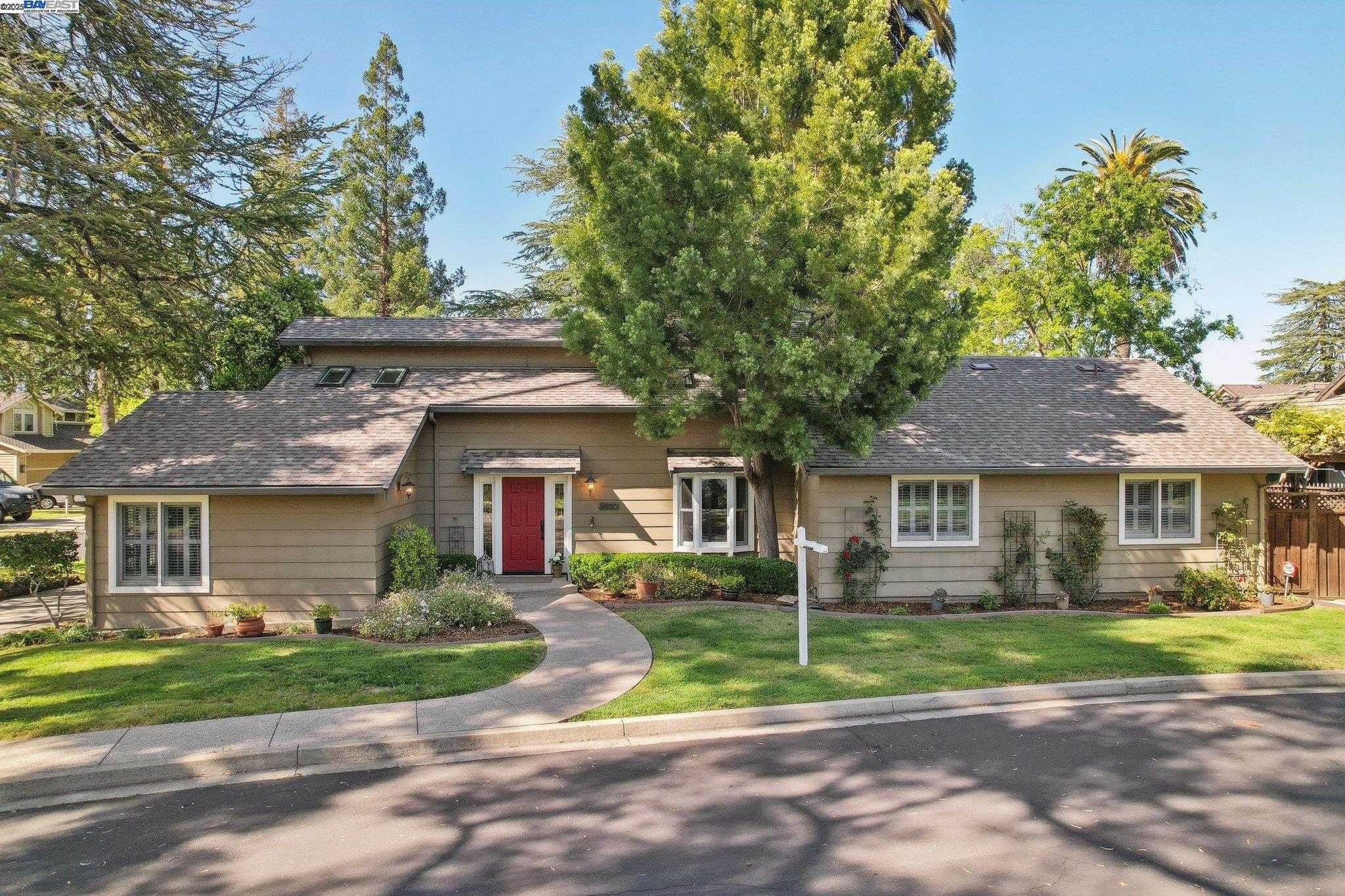 Neighborhood Neighborhood-25