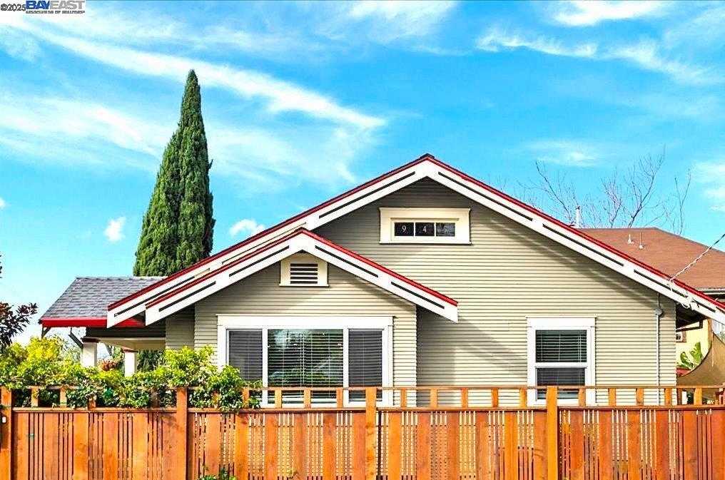 Neighborhood Neighborhood-16