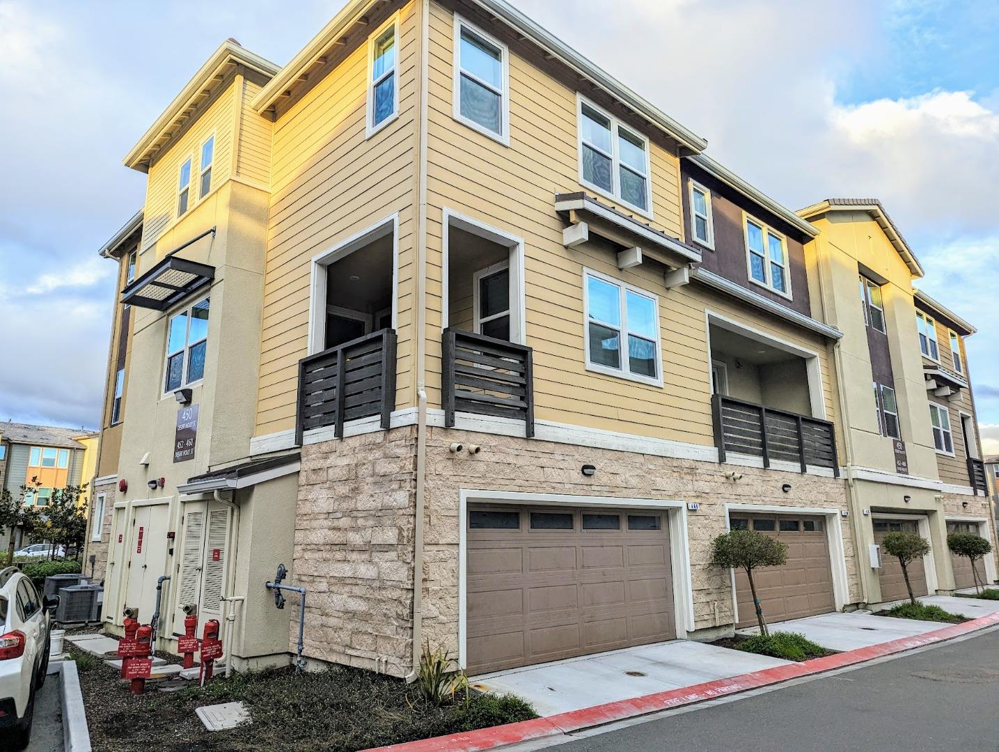 Neighborhood Neighborhood-108