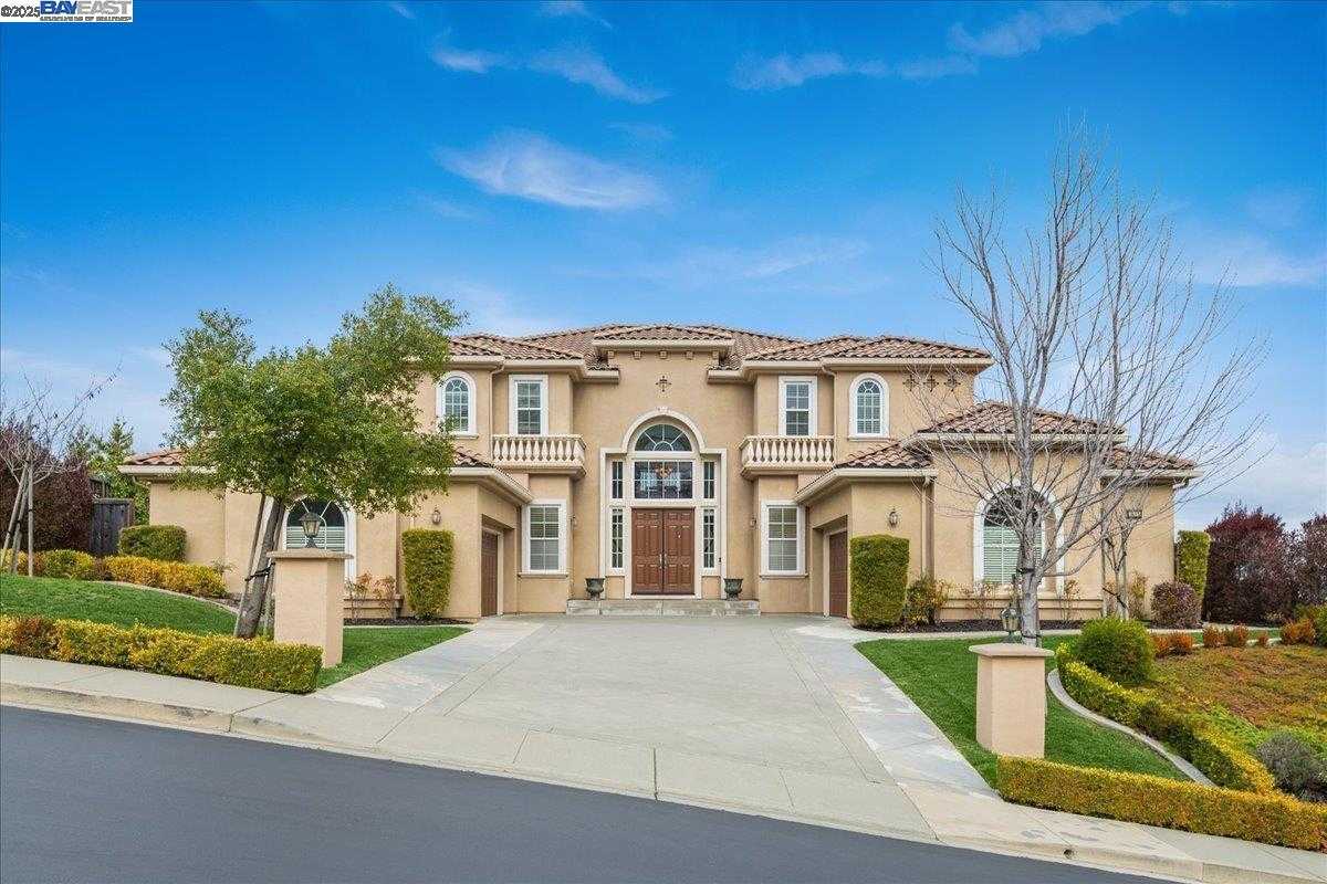 Neighborhood Neighborhood-8