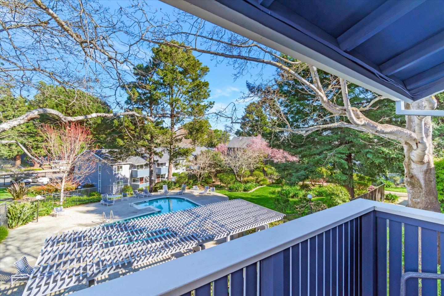 Neighborhood Neighborhood-13