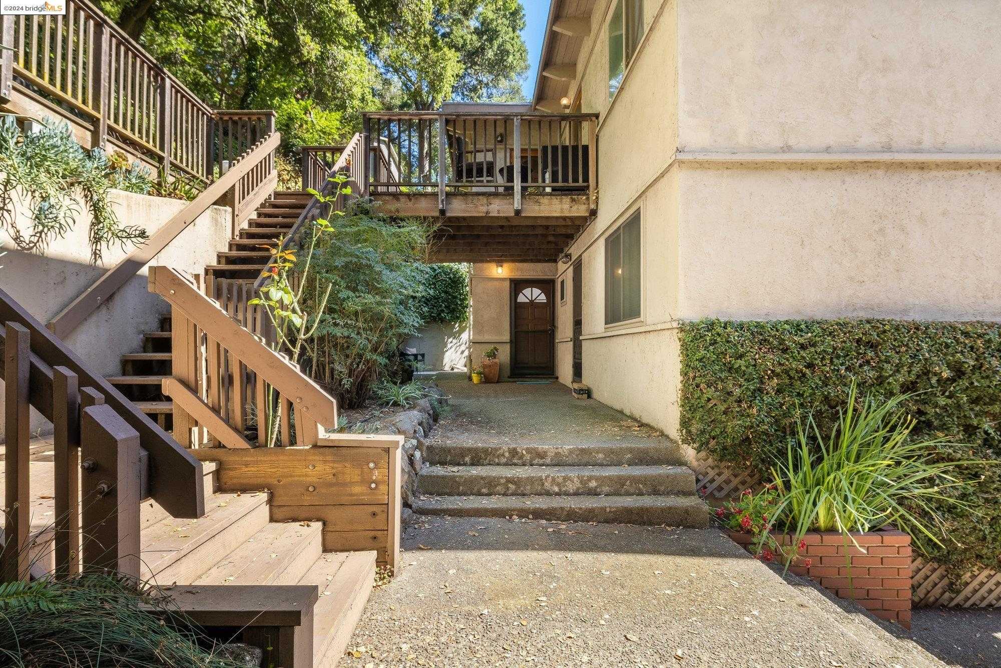 Neighborhood Neighborhood-33