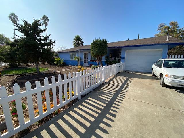 Neighborhood Neighborhood-40