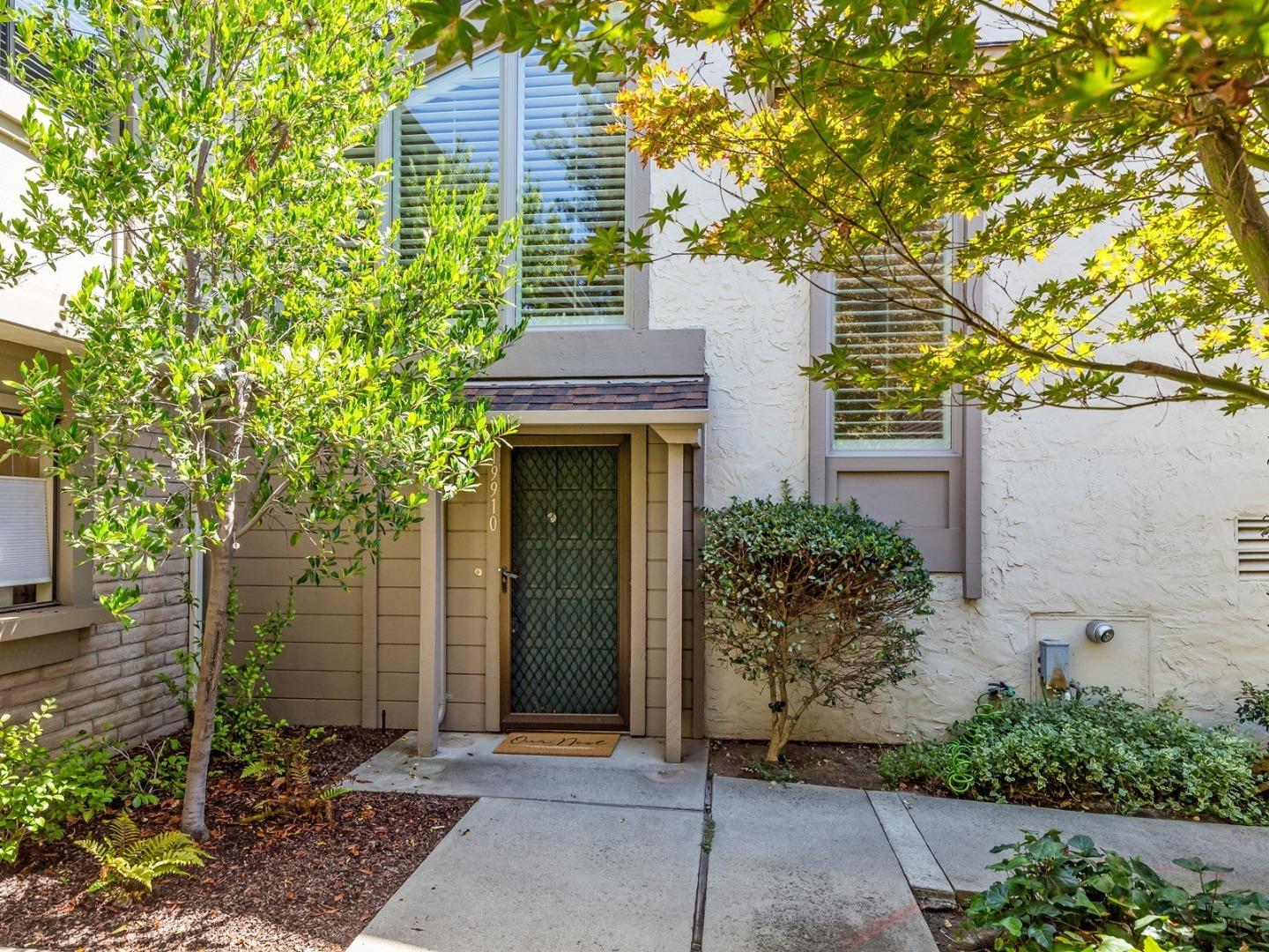 Neighborhood Neighborhood-22