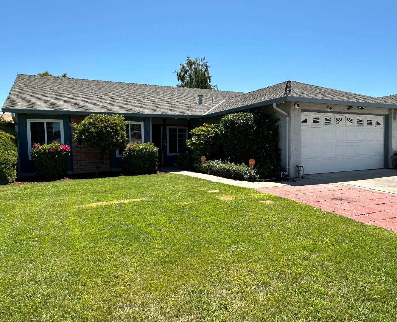 Neighborhood Neighborhood-22