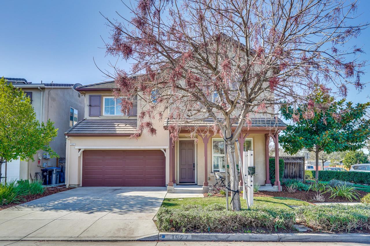 Neighborhood Neighborhood-10