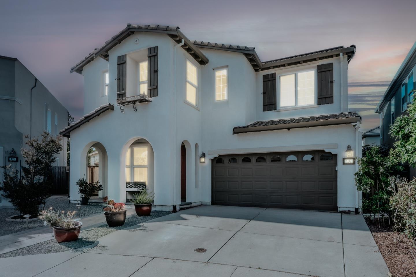 Neighborhood Neighborhood-9