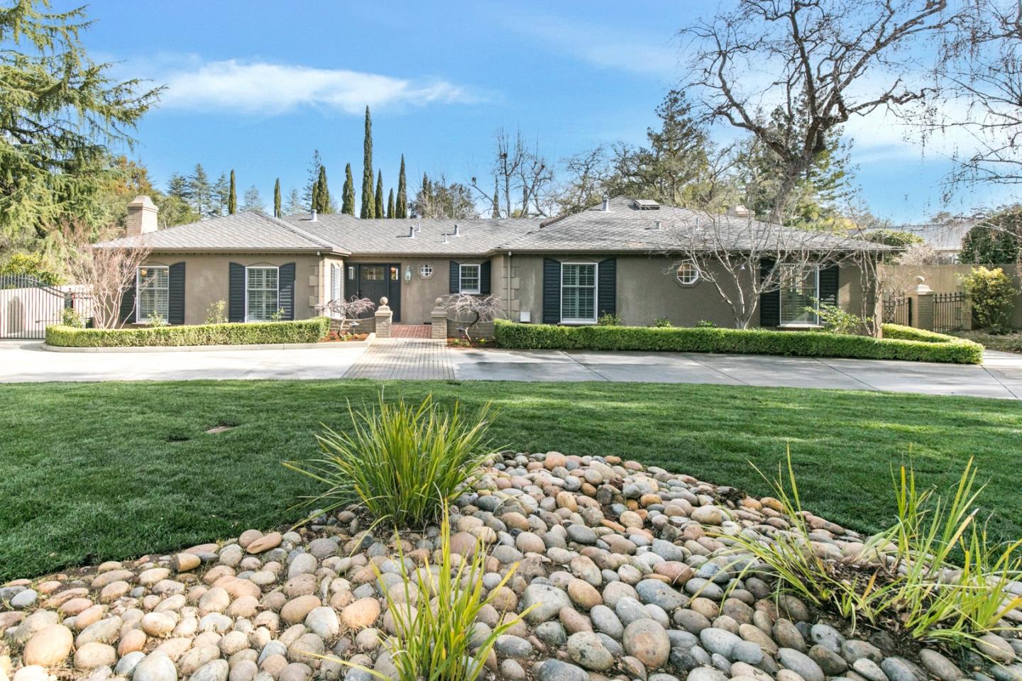 Neighborhood Neighborhood-5