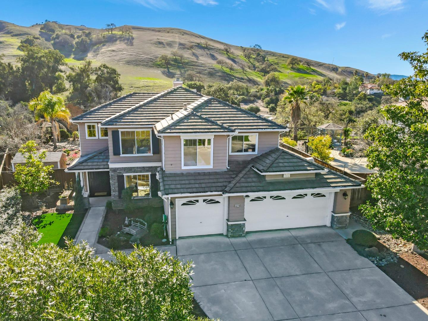 Neighborhood Neighborhood-5