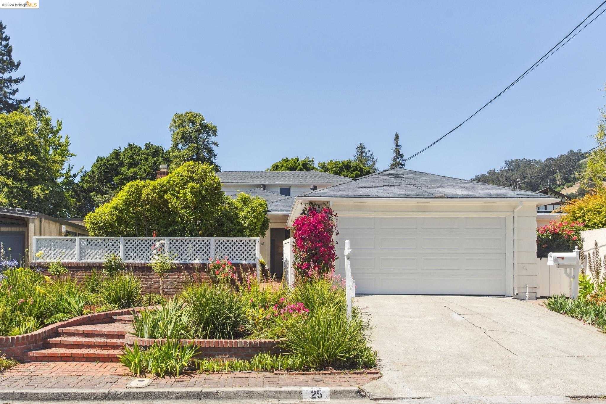 Neighborhood Neighborhood-16