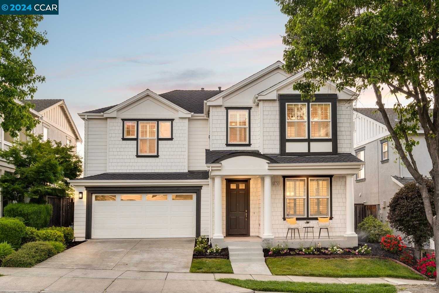 Neighborhood Neighborhood-33