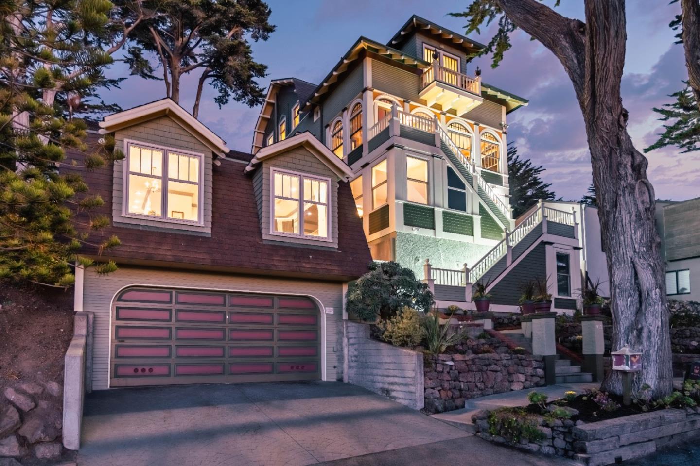 Neighborhood Neighborhood-1