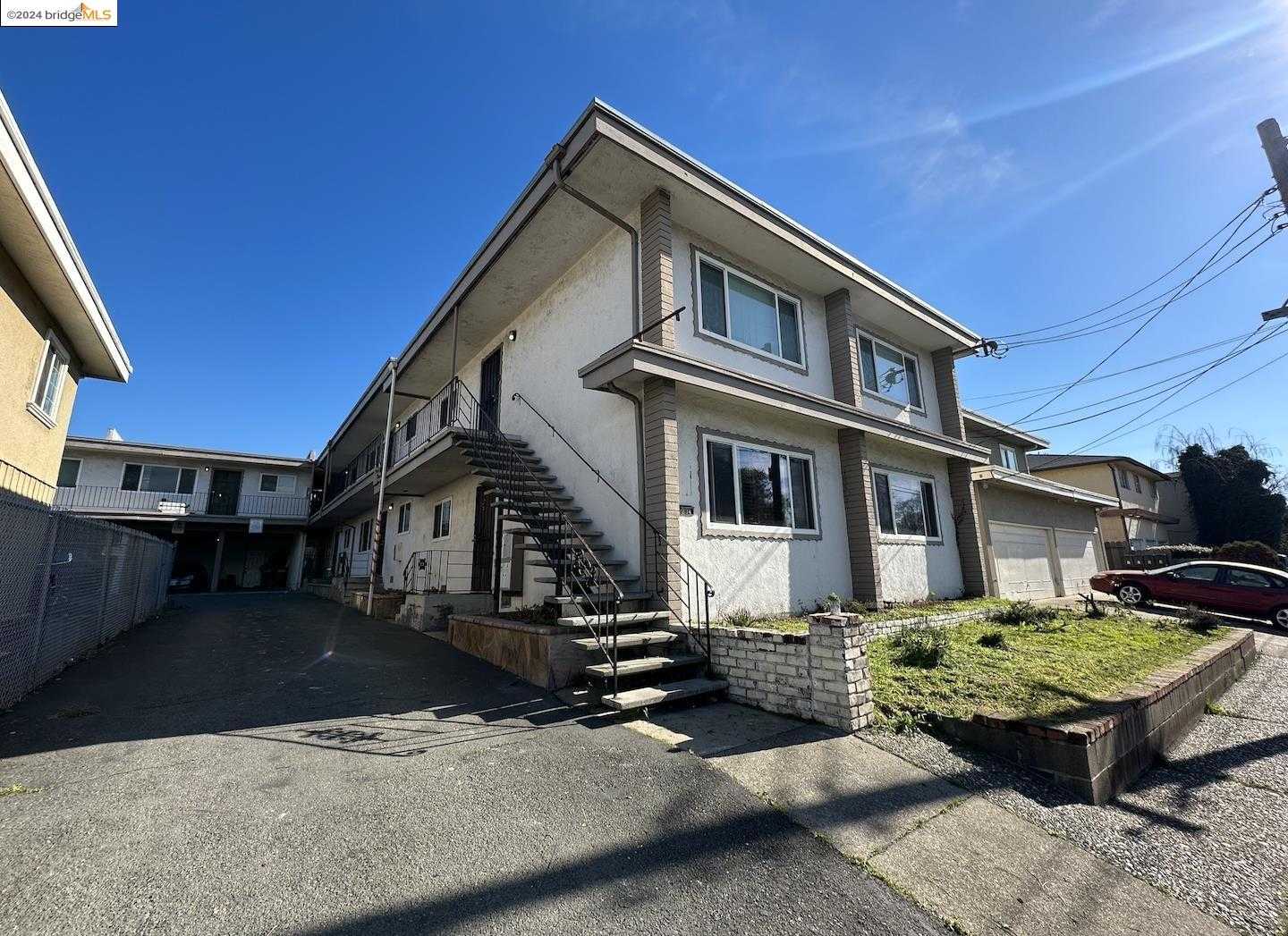 Neighborhood Neighborhood-1