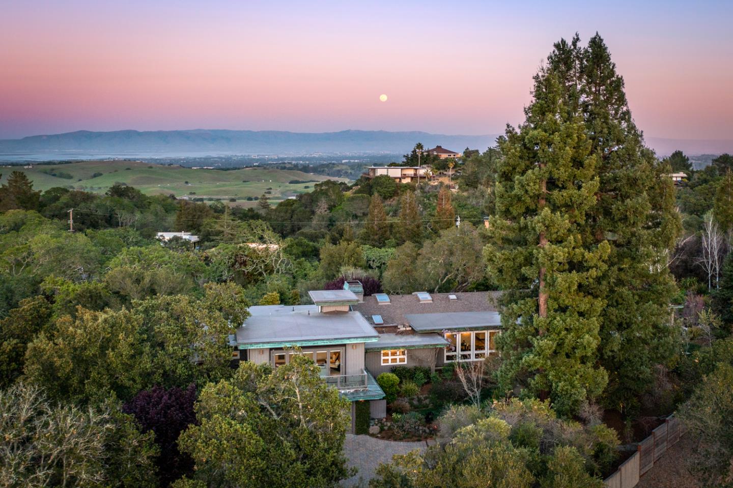 Neighborhood Neighborhood-4