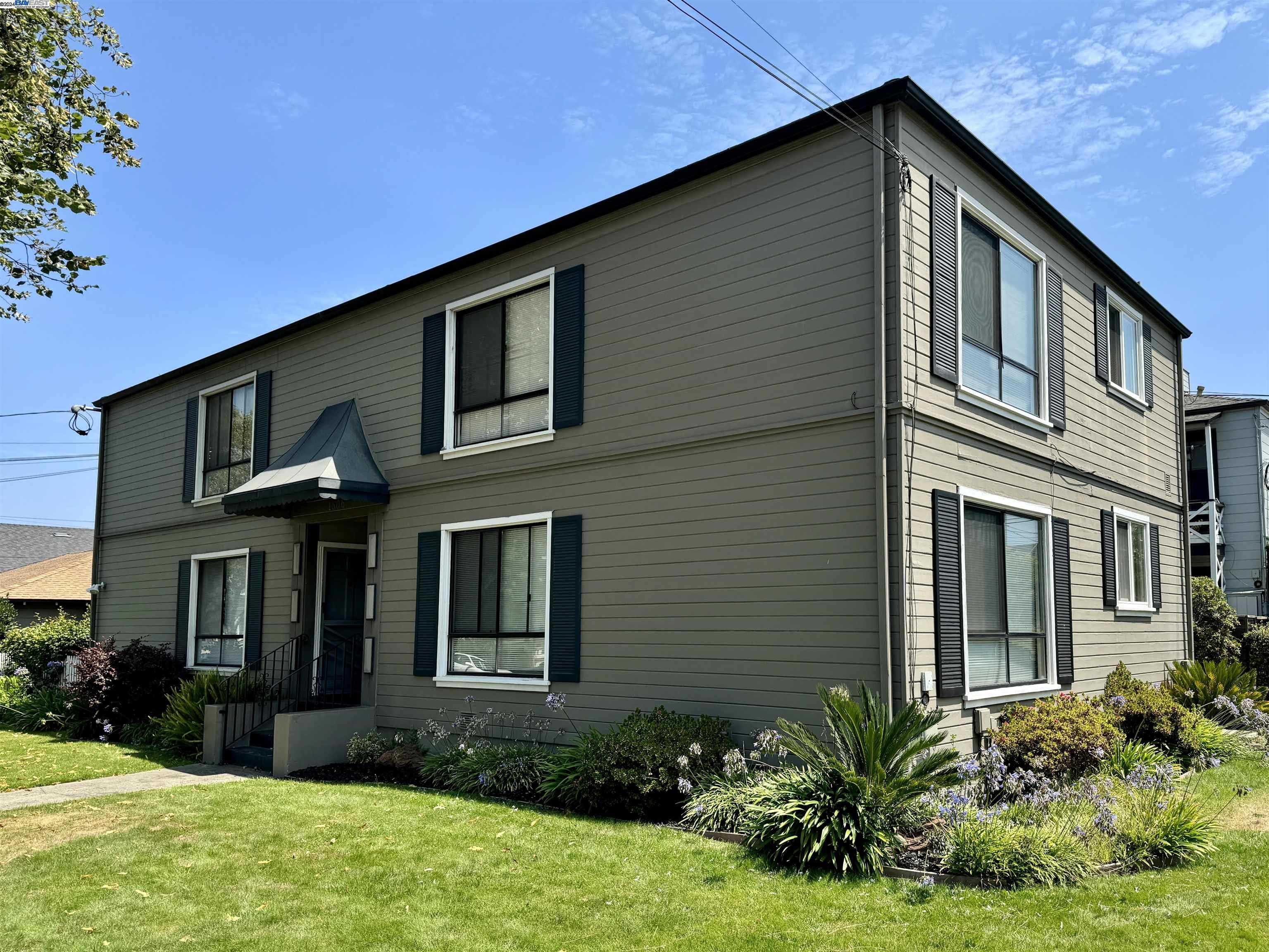 Neighborhood Neighborhood-6