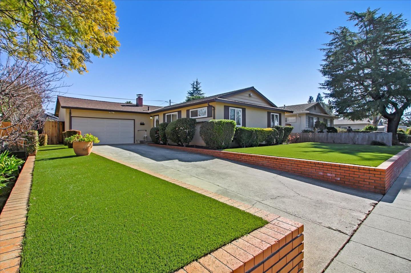 Neighborhood Neighborhood-51