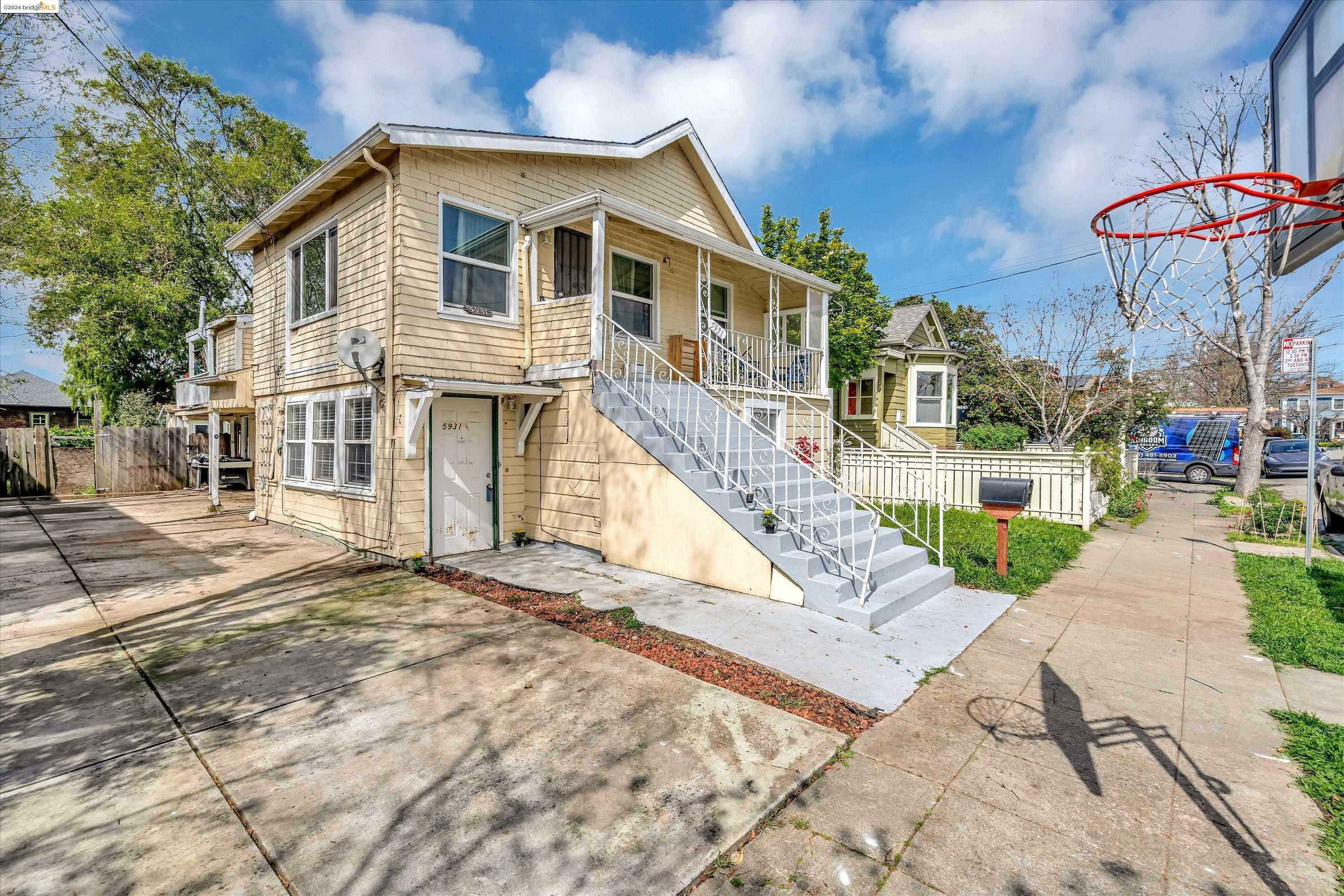 Neighborhood Neighborhood-29