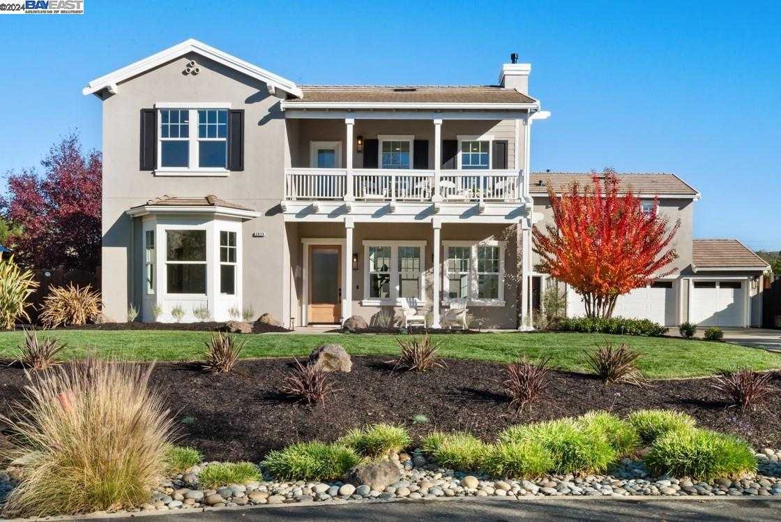 Neighborhood Neighborhood-3