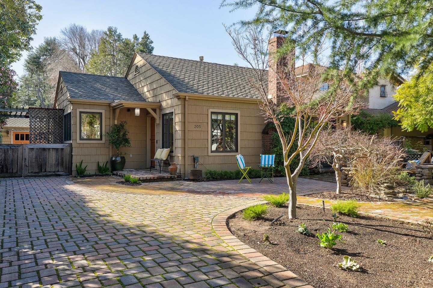 Neighborhood Neighborhood-6