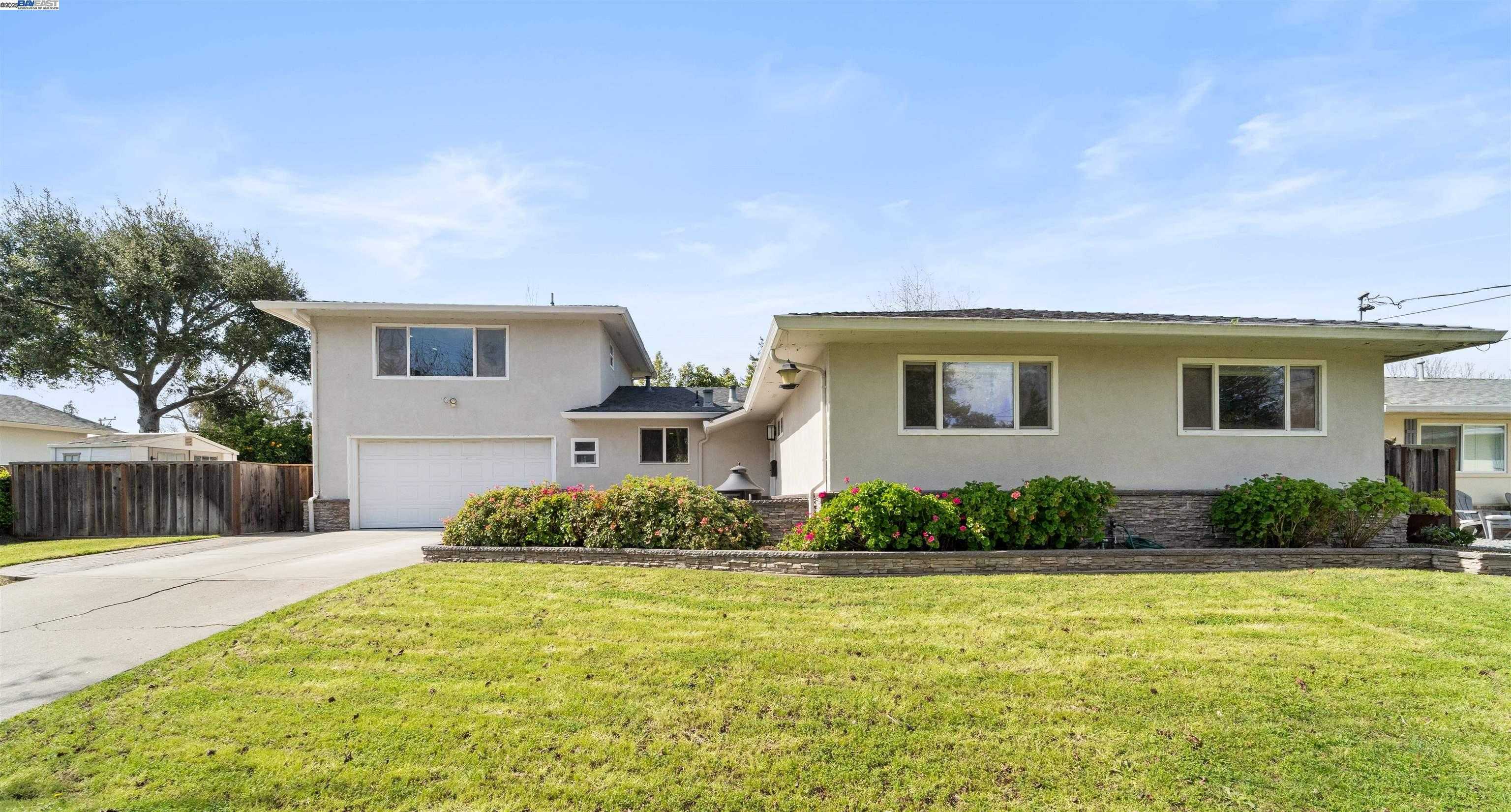 Neighborhood Neighborhood-23