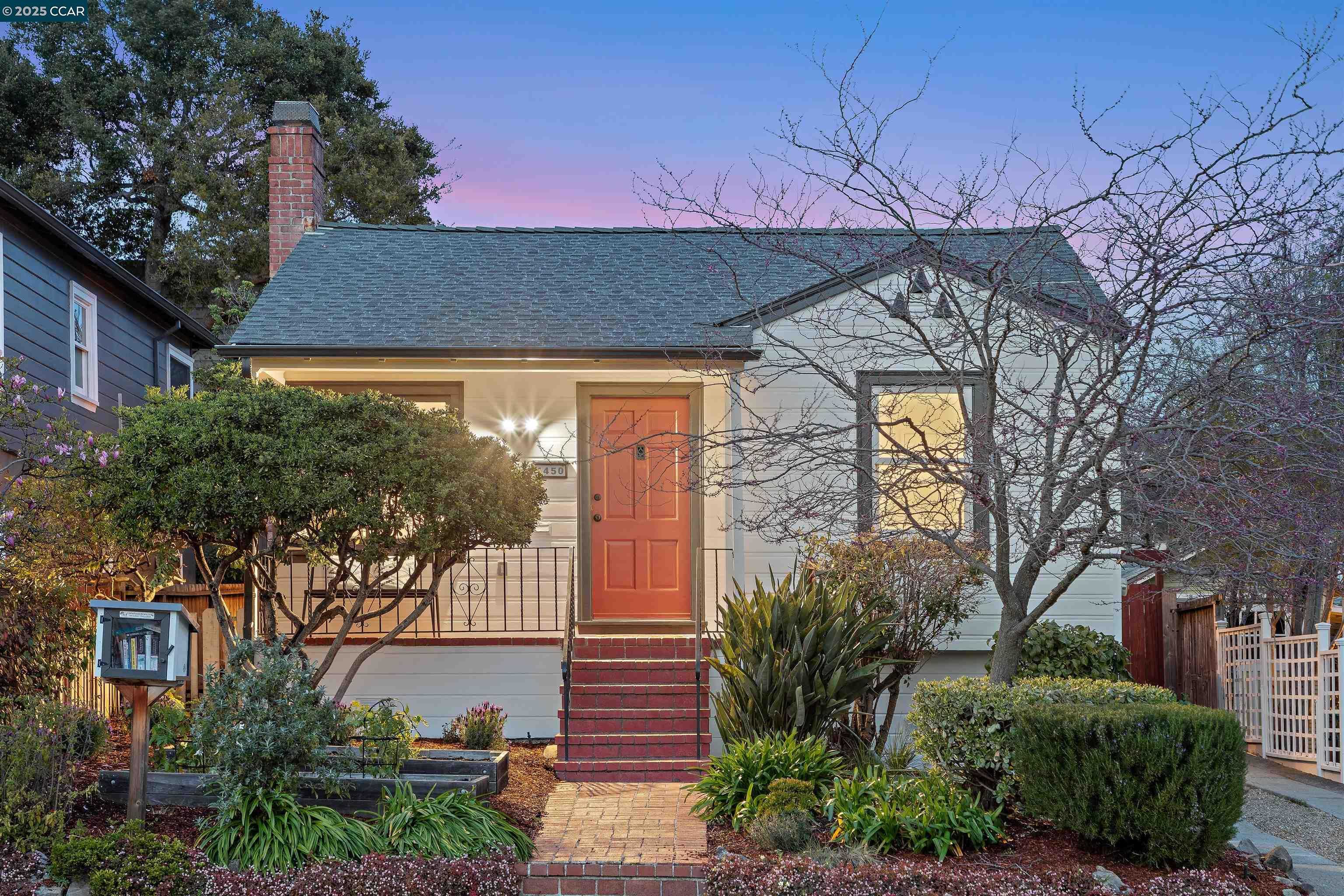 Neighborhood Neighborhood-5