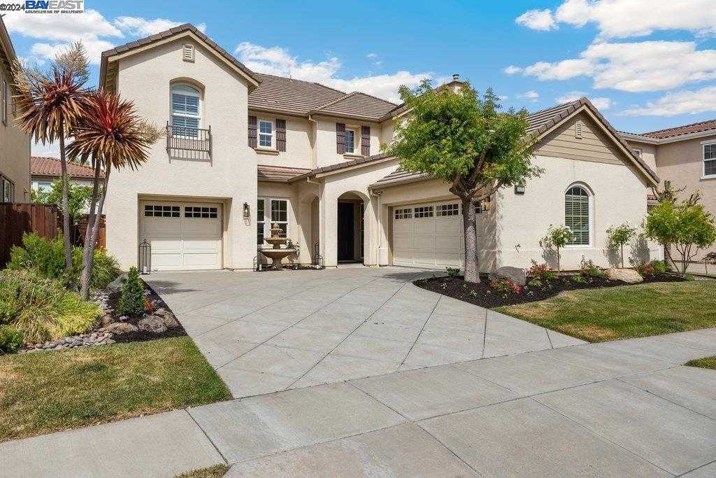 Neighborhood Neighborhood-1