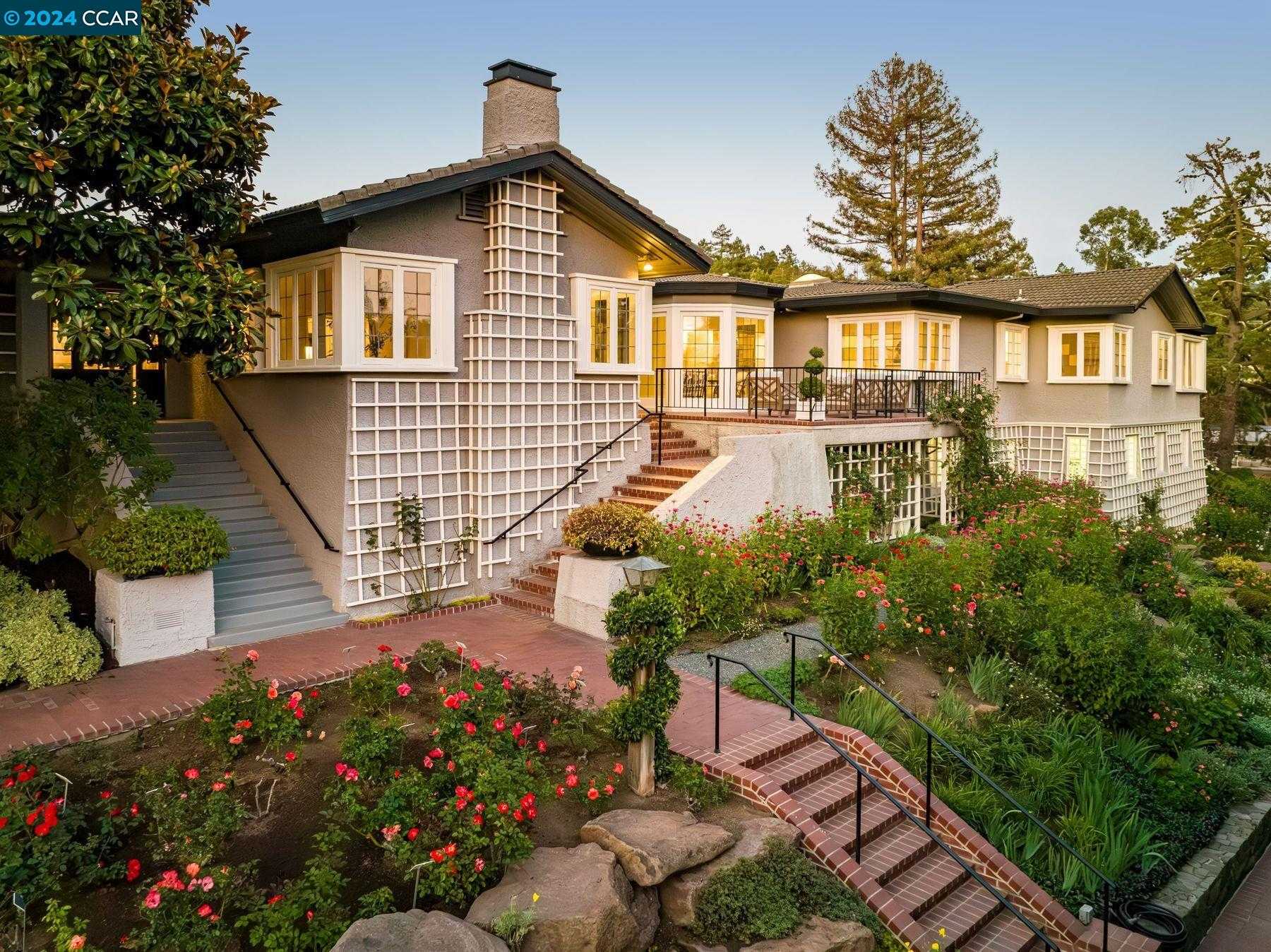 Neighborhood Neighborhood-4