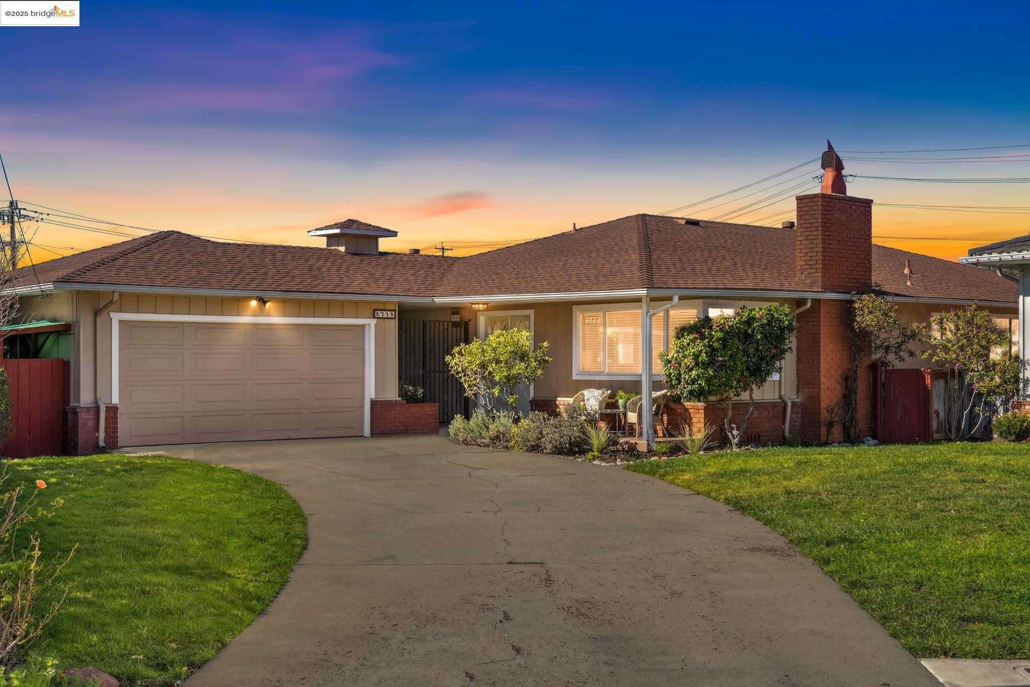 Neighborhood Neighborhood-3