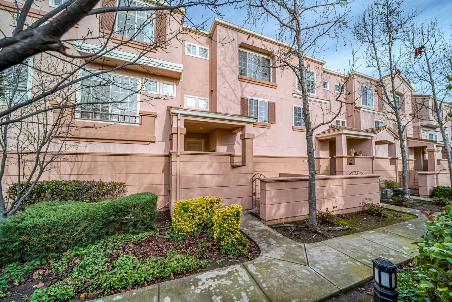 Neighborhood Neighborhood-88