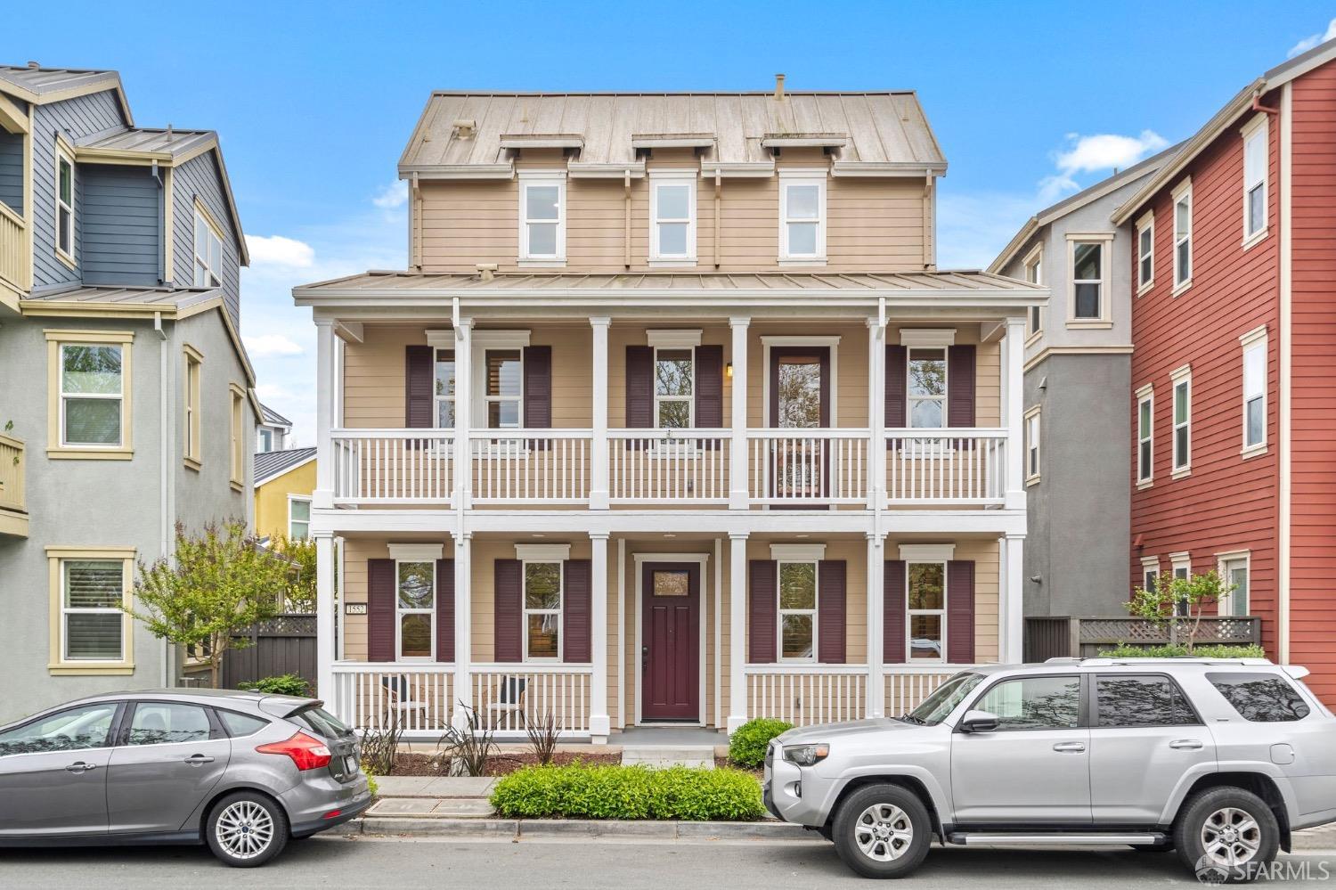 Neighborhood Neighborhood-23