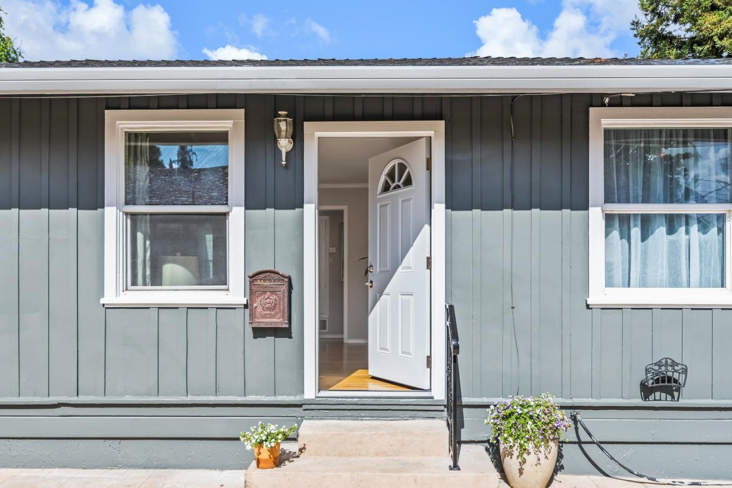 Neighborhood Neighborhood-23