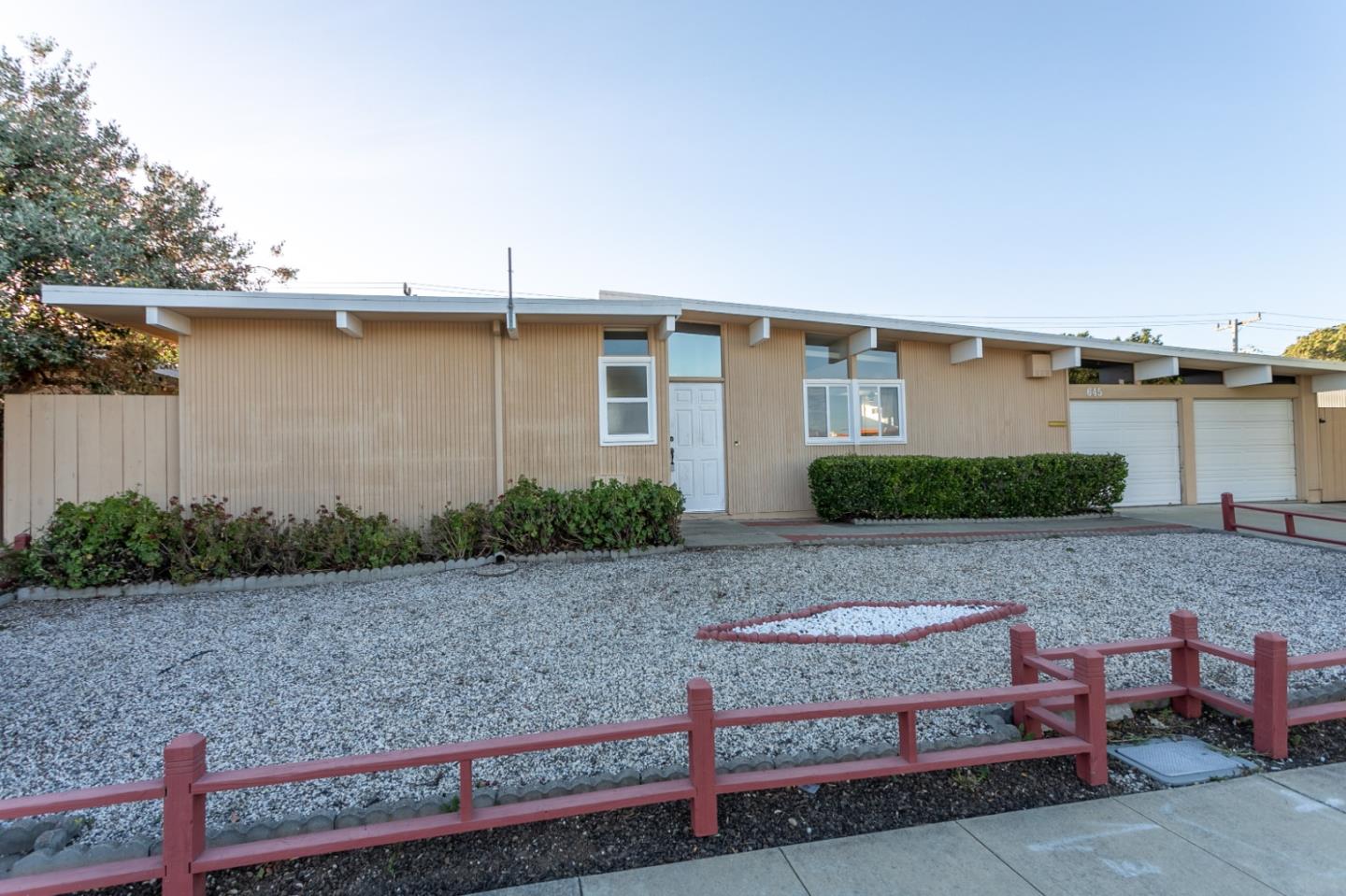 Neighborhood Neighborhood-13