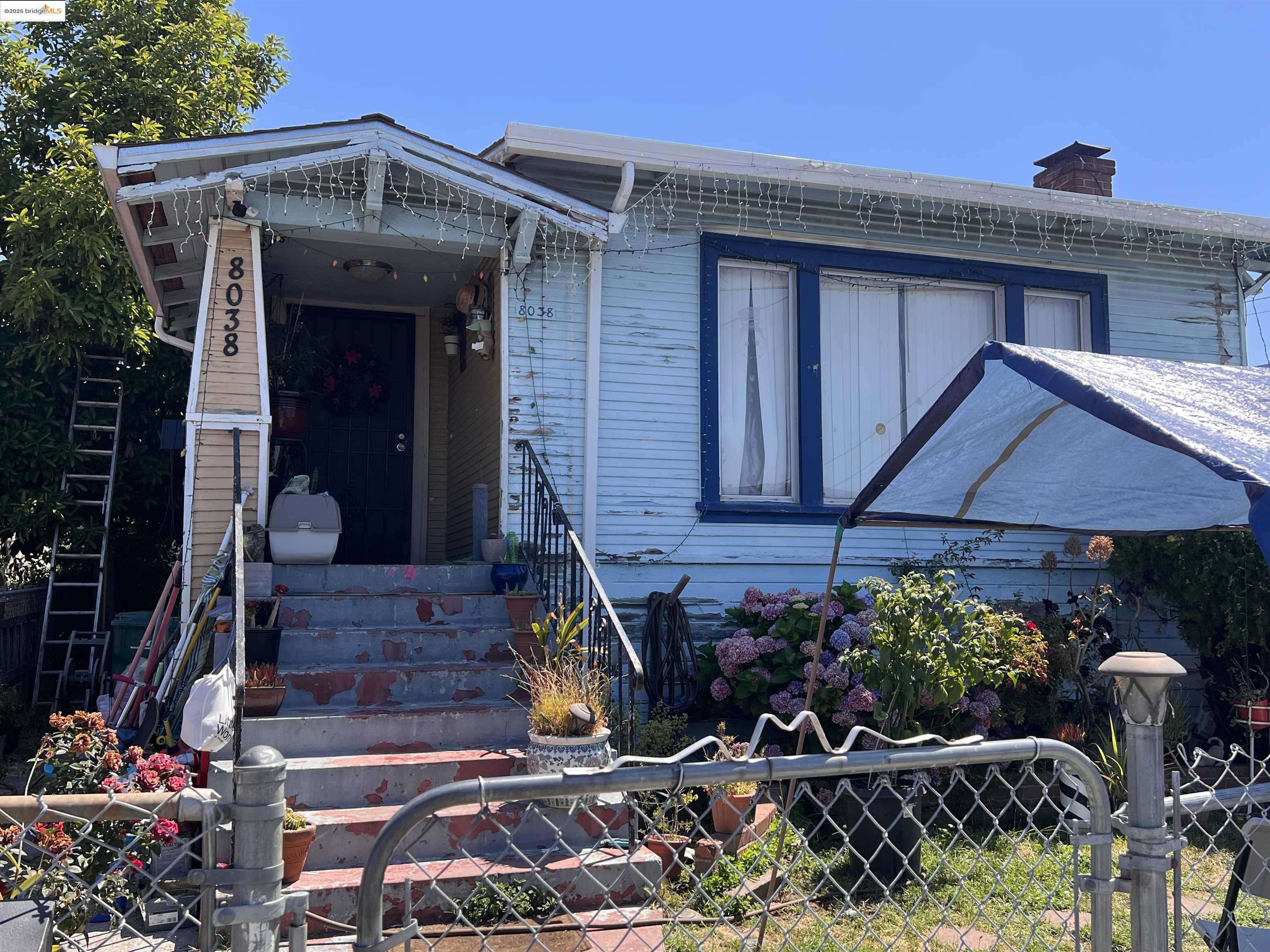 Neighborhood-31