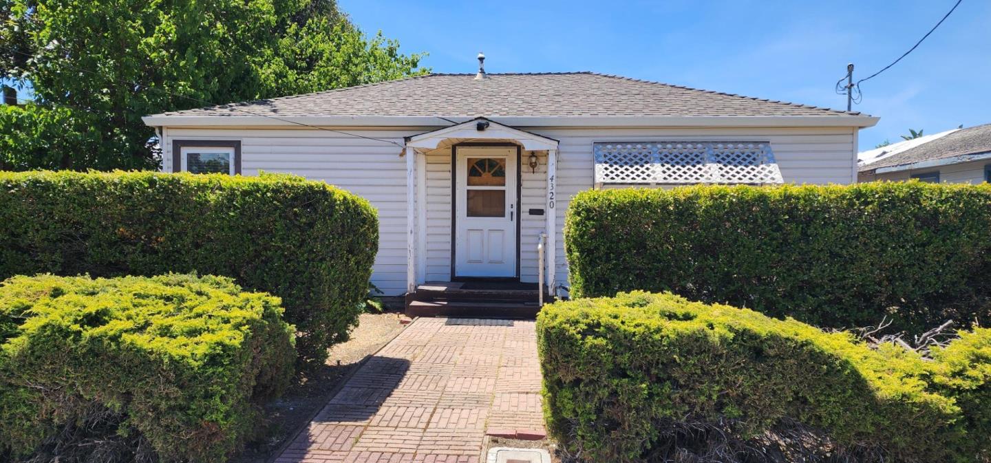 Neighborhood Neighborhood-7