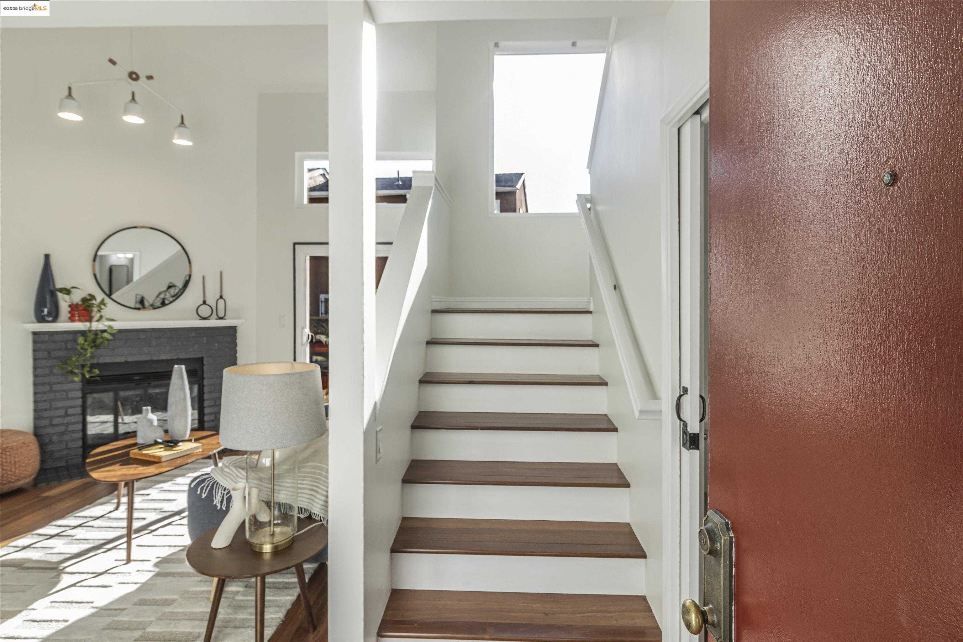 Neighborhood Neighborhood-13