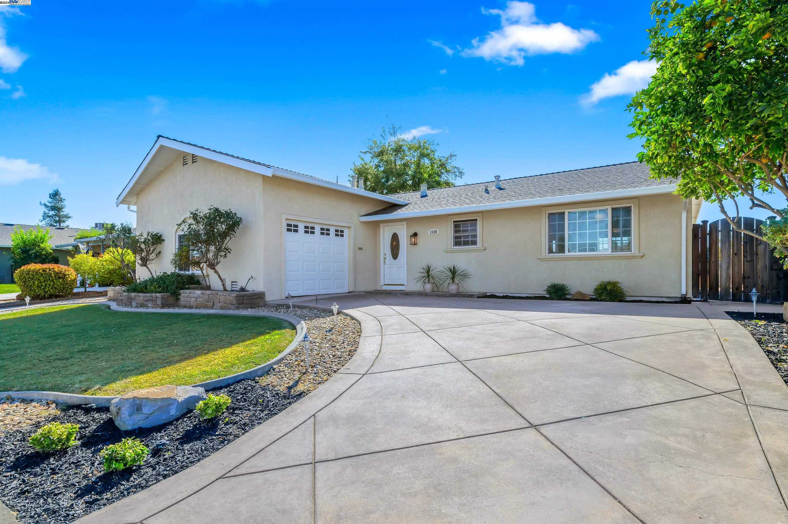 Neighborhood Neighborhood-19