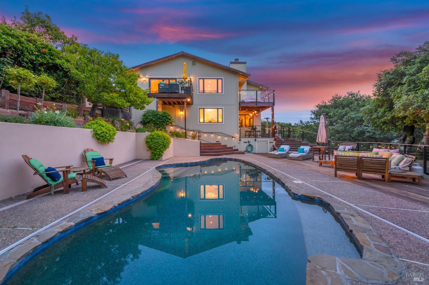 Neighborhood Neighborhood-7