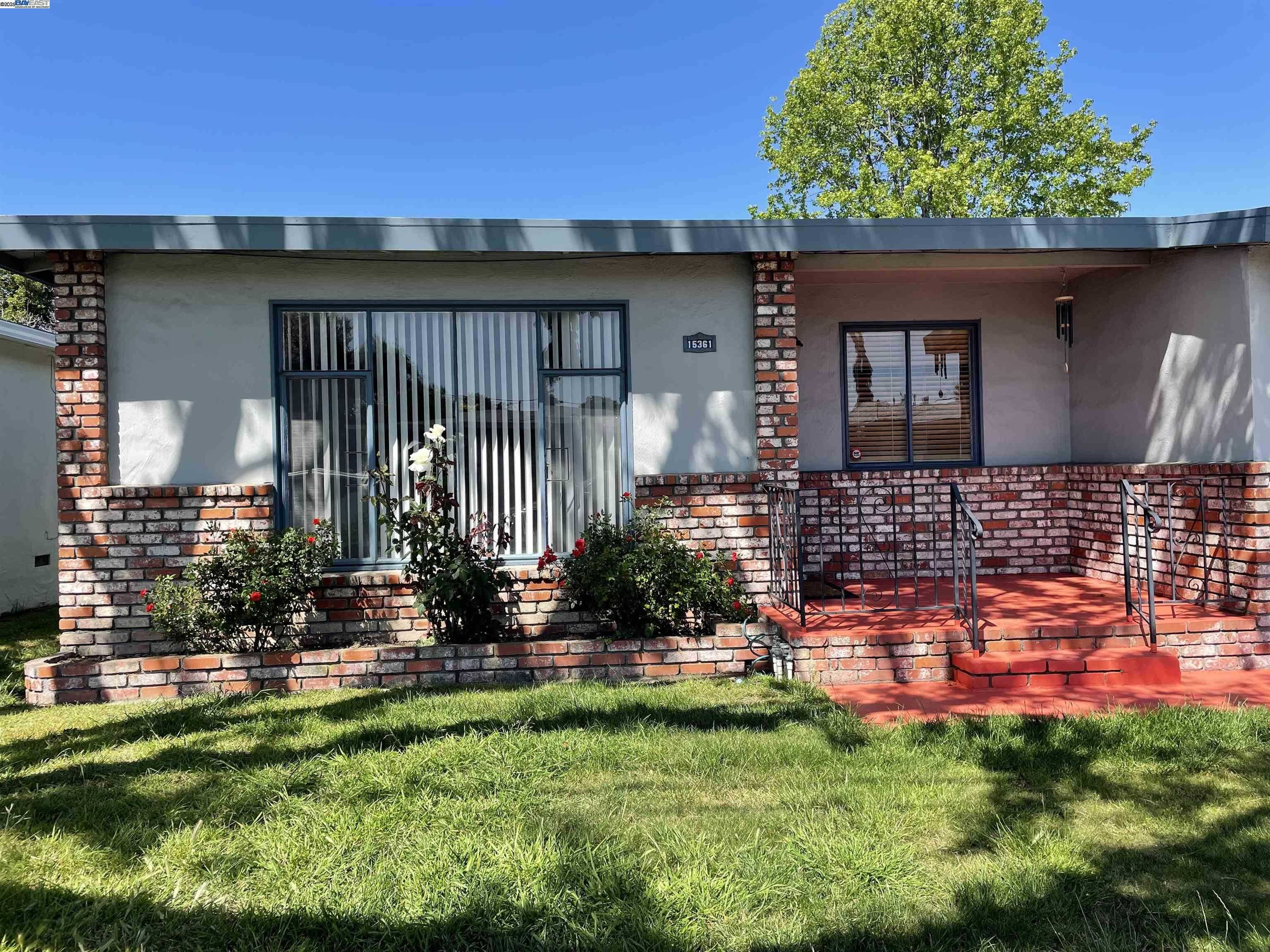 Neighborhood Neighborhood-11