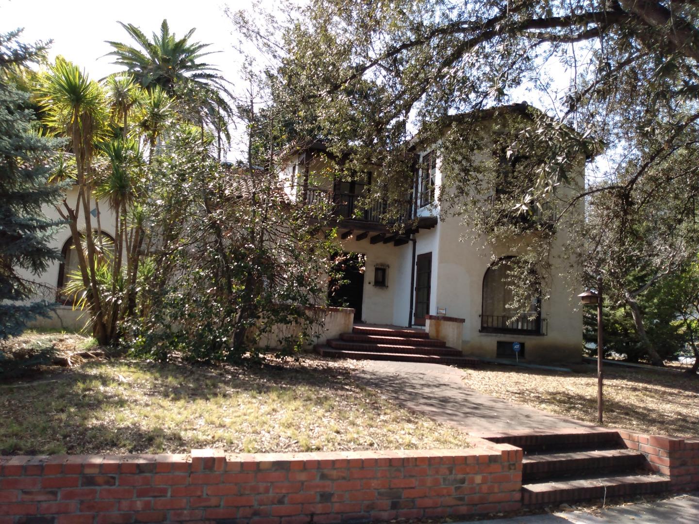 Neighborhood Neighborhood-98