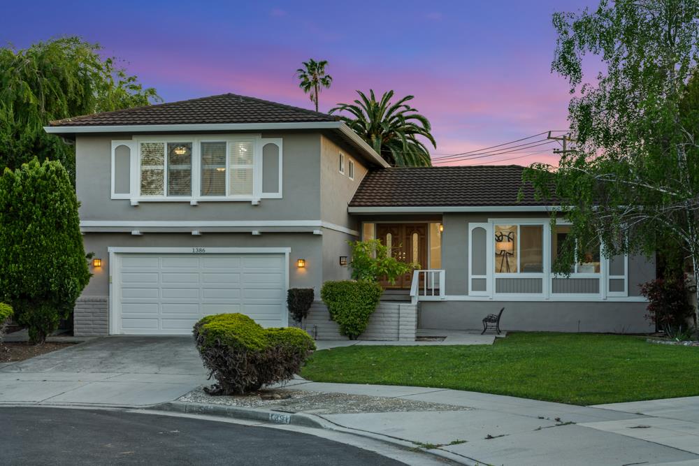 Neighborhood Neighborhood-32