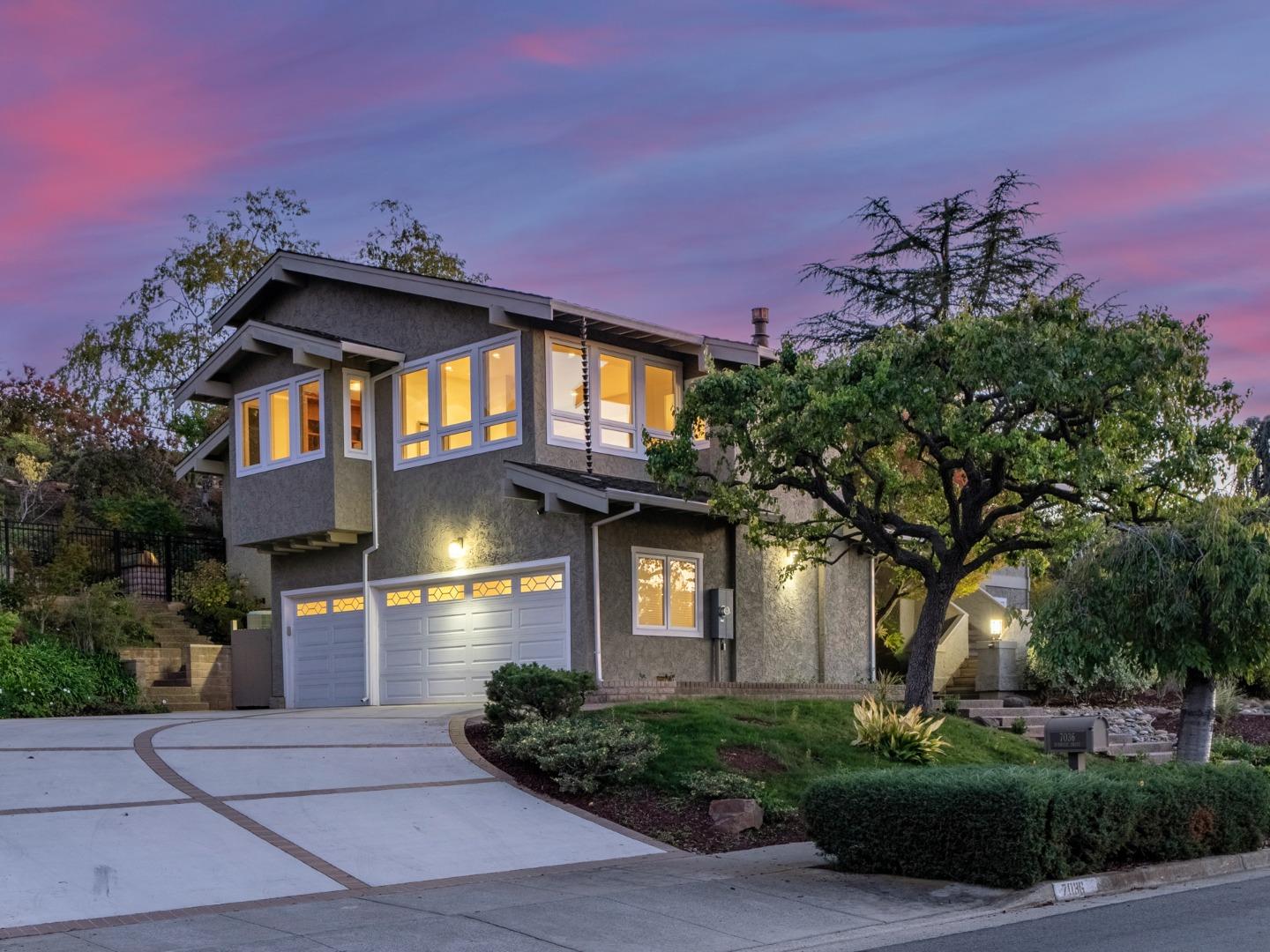 Neighborhood Neighborhood-70