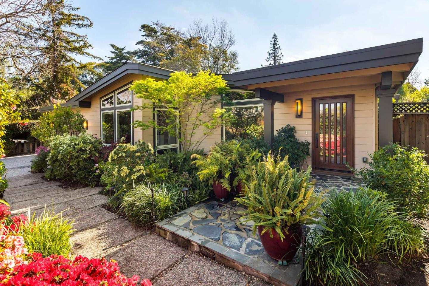 Neighborhood Neighborhood-15