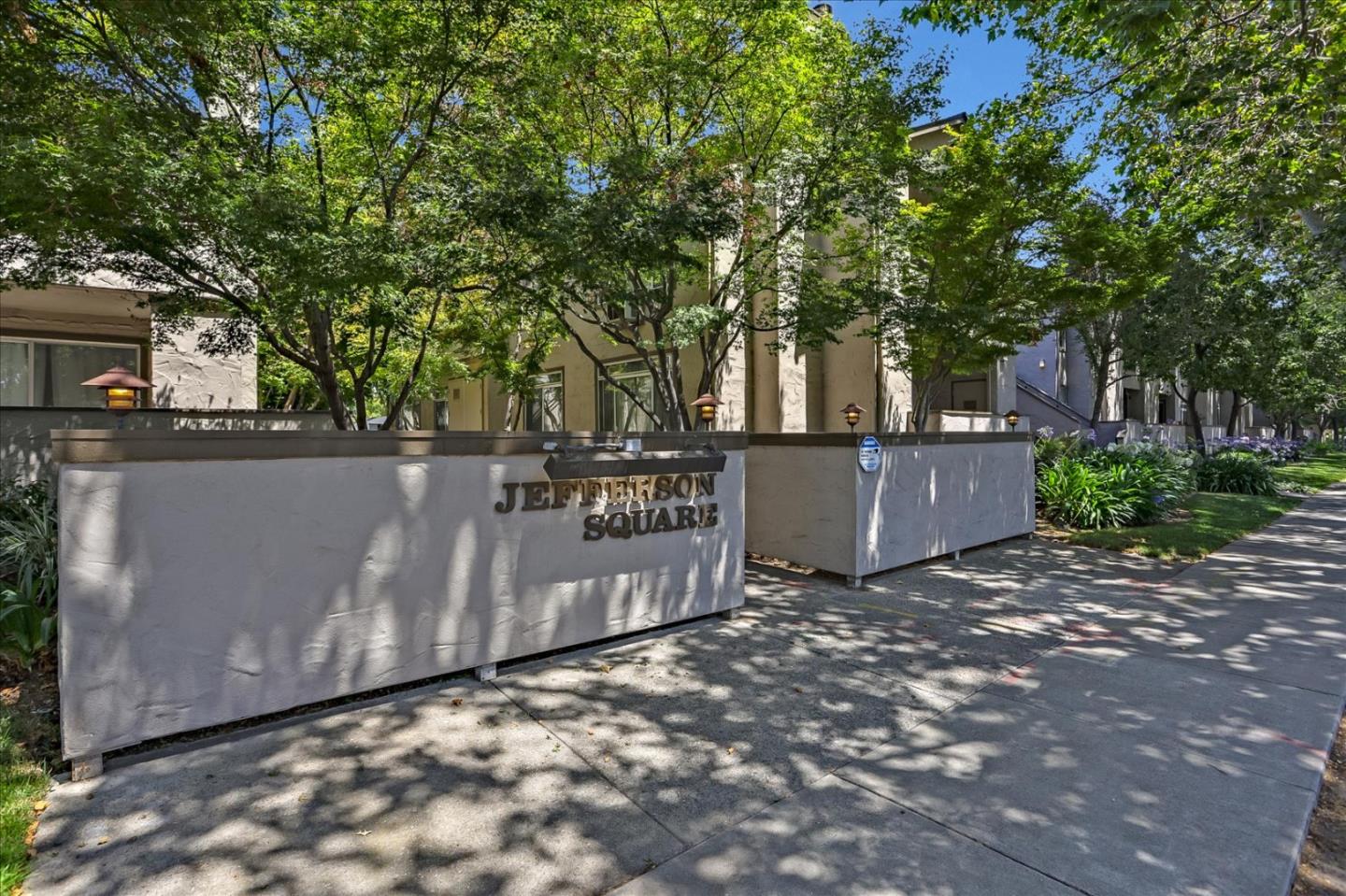 Neighborhood Neighborhood-82