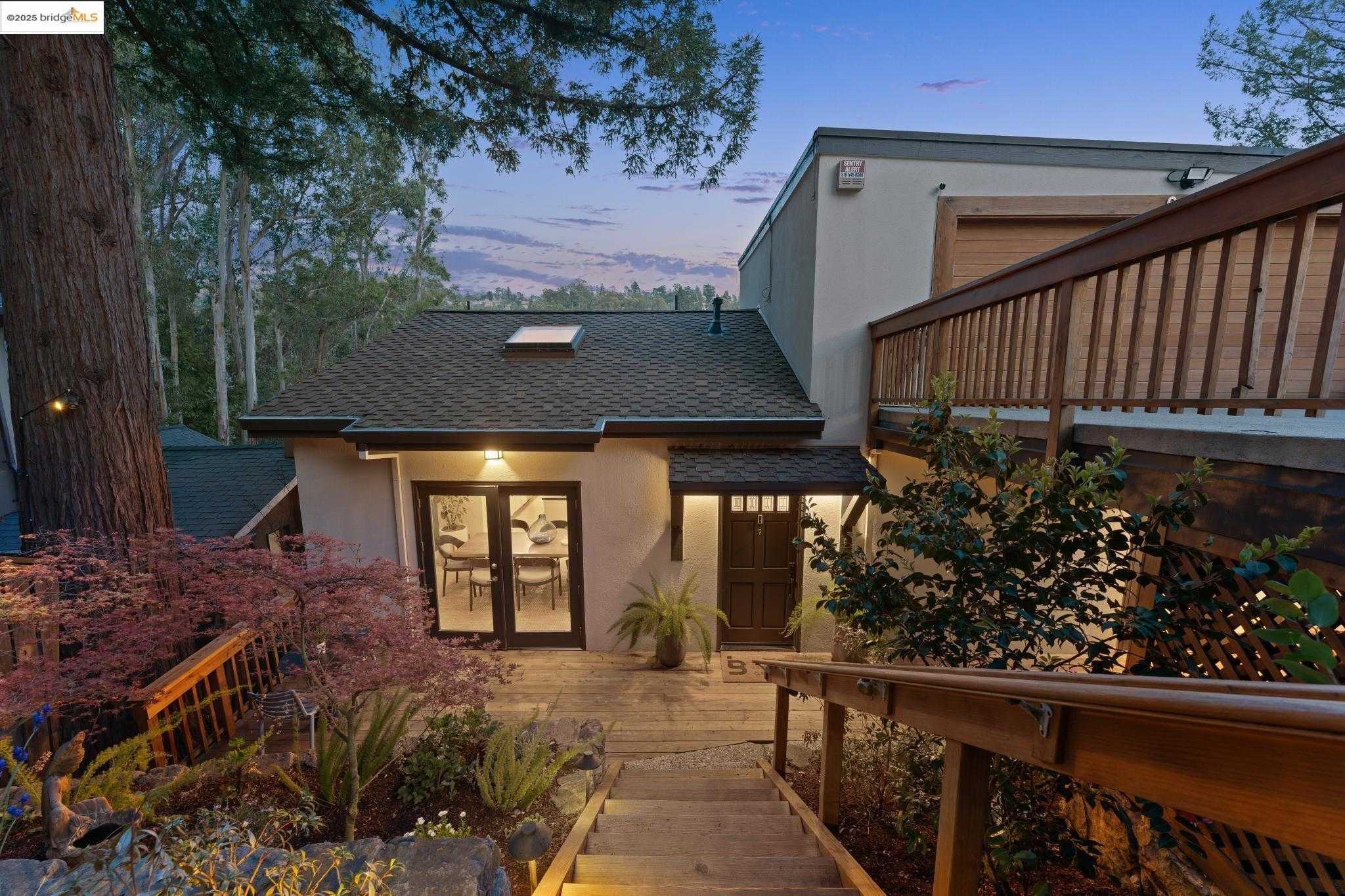 Neighborhood Neighborhood-10