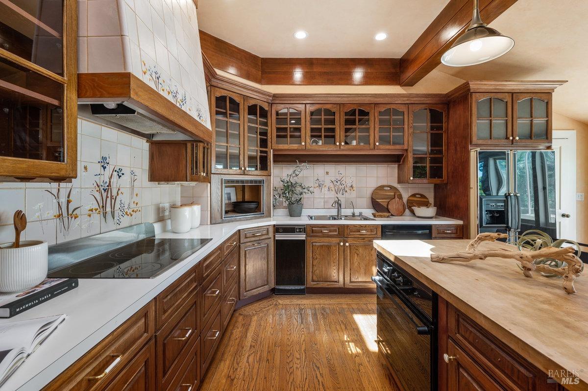 Neighborhood Neighborhood-19